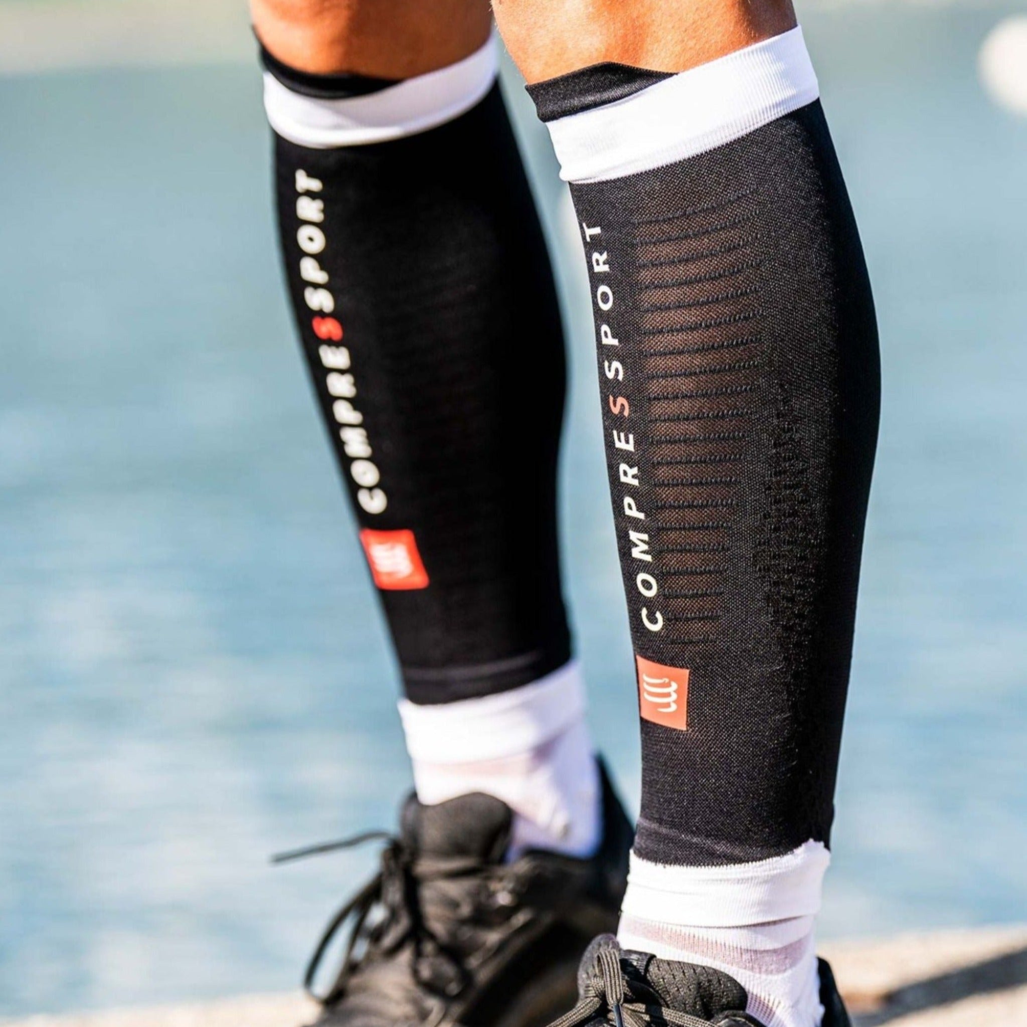 Compressport R2 3.0 Compression Calf Sleeve - Black/White