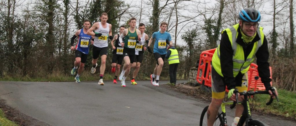 On Sunday I took part in the Lliswerry 8 mile road race organised by Lliswerry Runners. This annual event has been taking place for over 35 years and always sells out very quickly. It has been nicknamed the "flattest race on the planet" and takes place around country lanes on the edge of Newport.