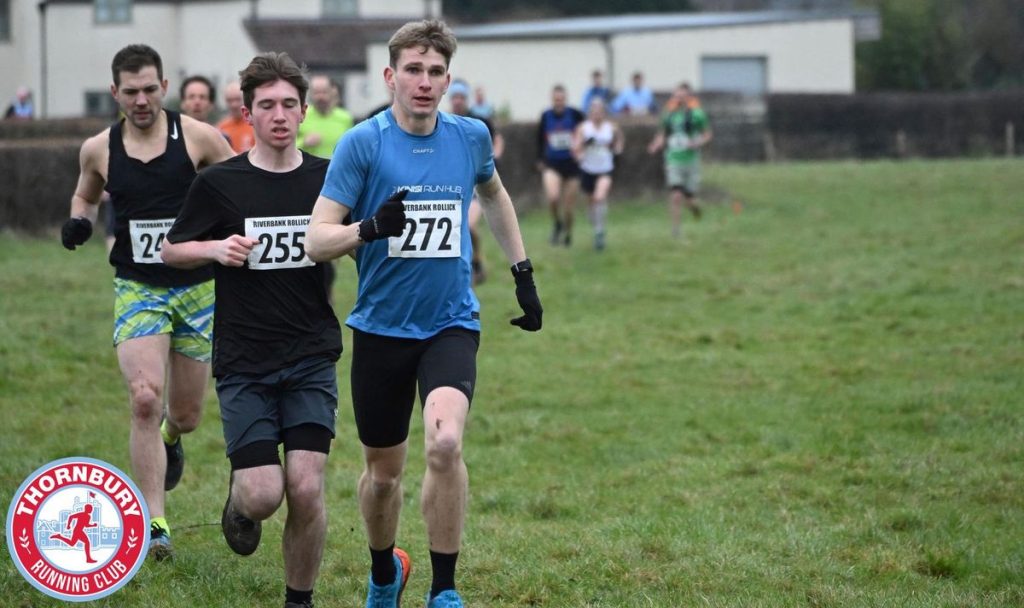 On Sunday I took part in the Riverbank Rollick, a 9.6 mile trail race, organised by Thornbury Running Club. This was the first race in the Thornbury RC Race Series and is run on trails, bridle paths, across fields, in woodland, through a stream and along a riverbank. Kinisi Run Hub were proud to be supporting the event along with Merrell!