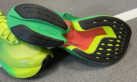 CEP claim this shoe will deliver maximum energy return, improve running economy, increase ankle and foot stability, enhance foot roll through behaviour and reduce joint and muscle loads. How? Through their patented BowTech kinetic technology!