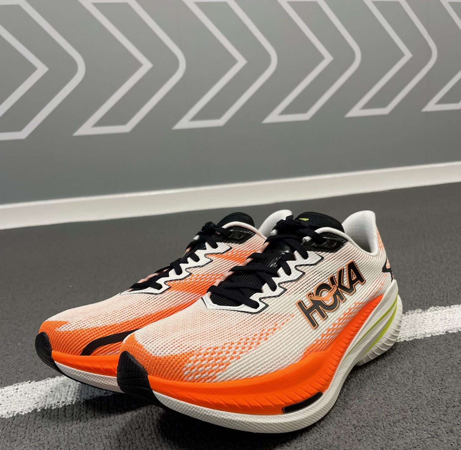 Kinisi Run Hub are excited to welcome the Hoka Mach X 3 to our store! This plated daily trainer has been built to handle everything from speedwork to up-tempo training miles, long runs and even easy recovery runs.