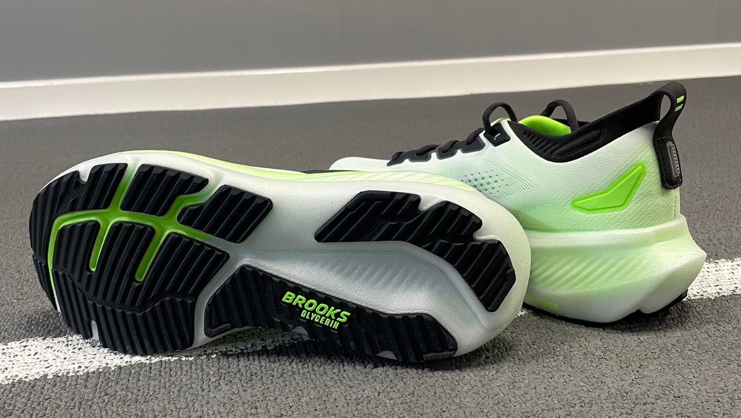 The Brooks Glycerin 23 is one of those shoes that feels great from the first step.